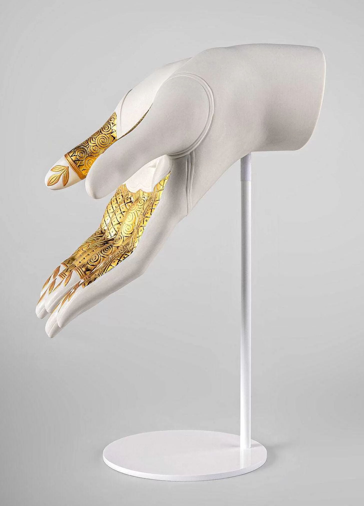 Lladró Abundance Mudra Sculpture^ Heritage