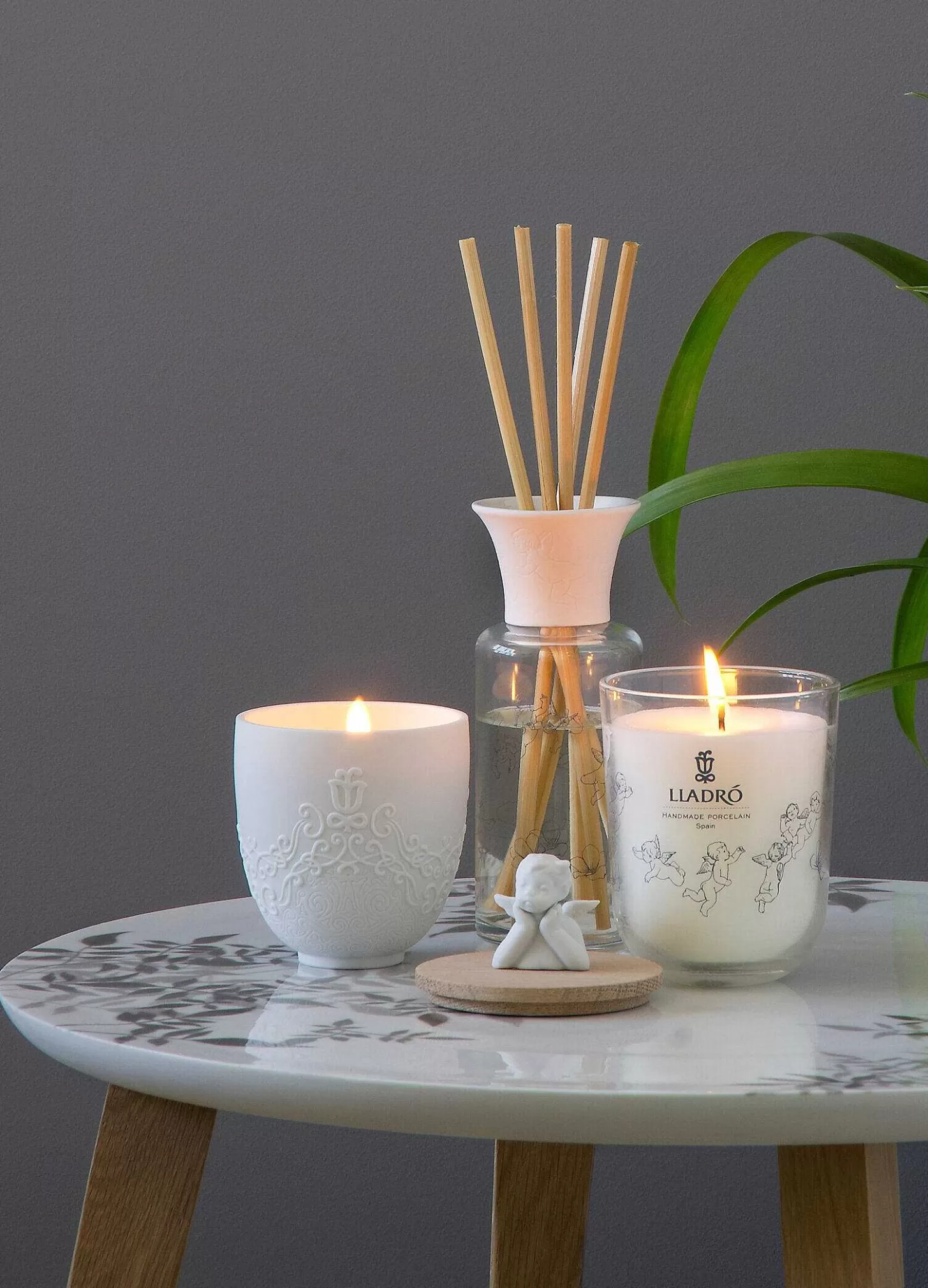 Lladró Aroma Diffuser. Unbreakable Spirit Scent^ Gifts
