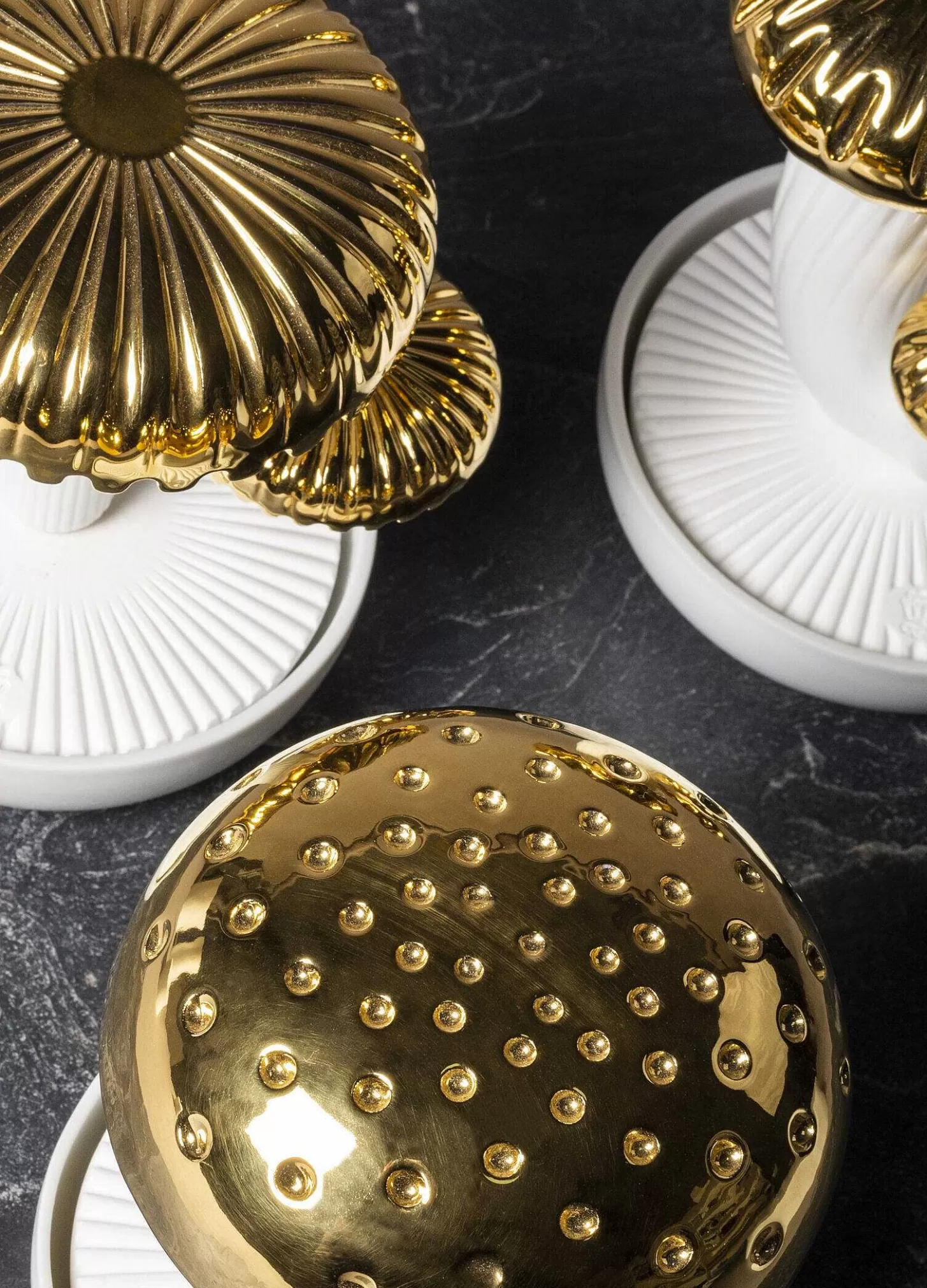 Lladró Boletus 3 Diffuser. Gold. Gardens Of Valencia Scent^ Gifts