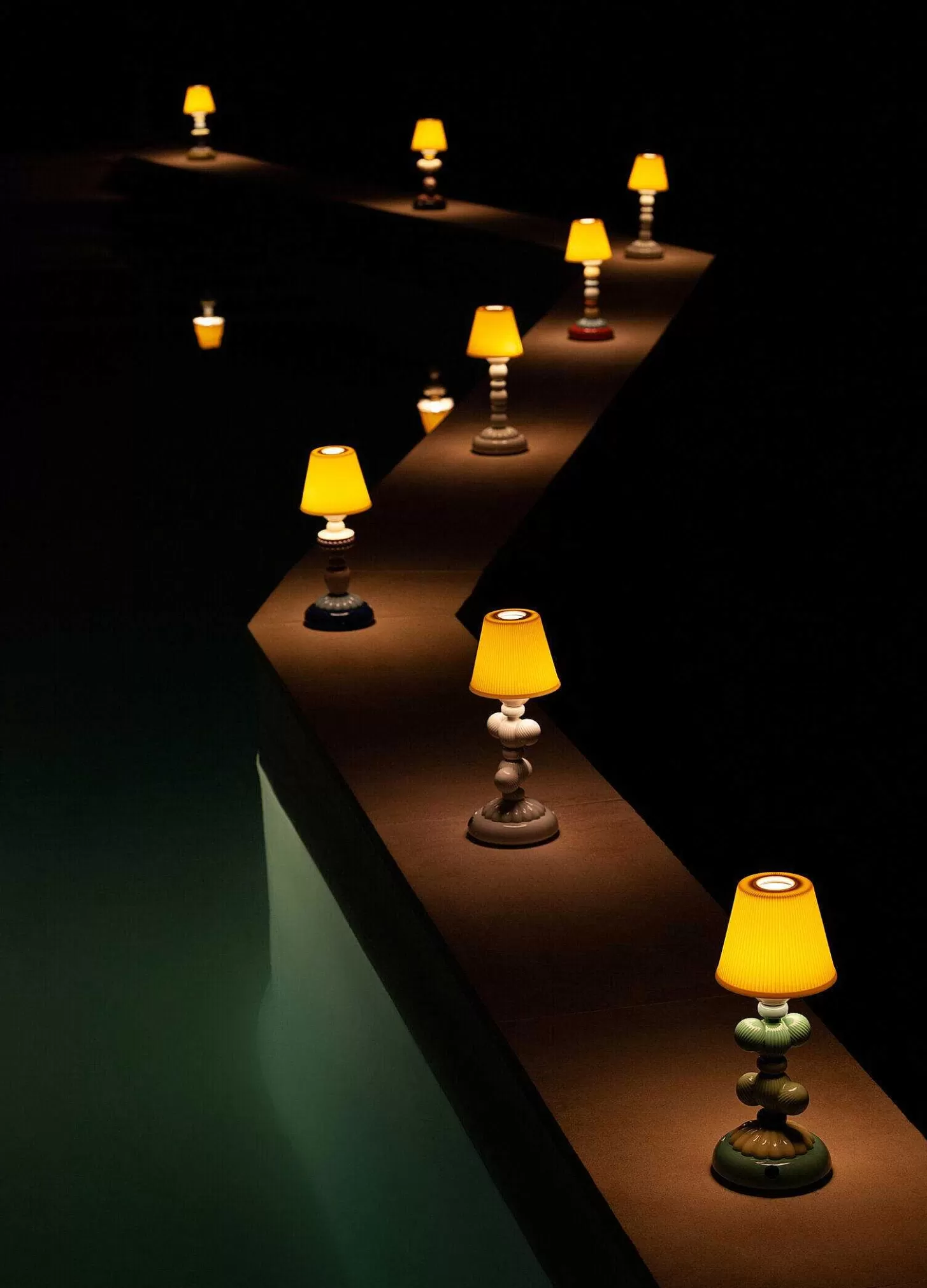 Lladró Cactus Firefly Table Lamp. Green^ Light & Scent