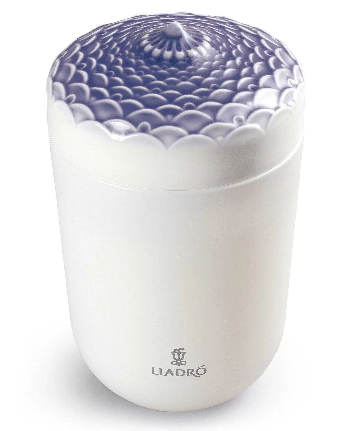 Lladró Echoes Of Nature Candle. A Secret Orient Scent^ Light & Scent