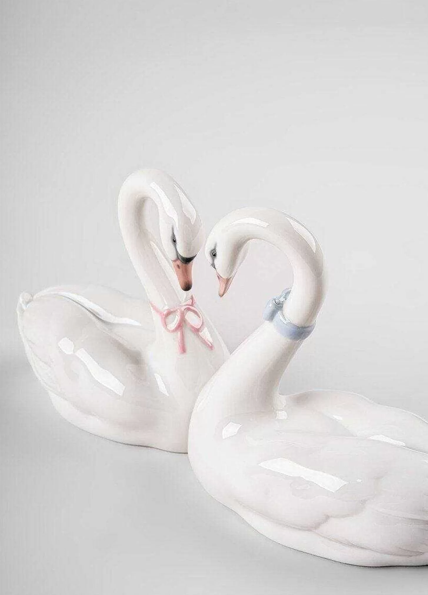 Lladró Endless Love. Cake Topper^ Heritage