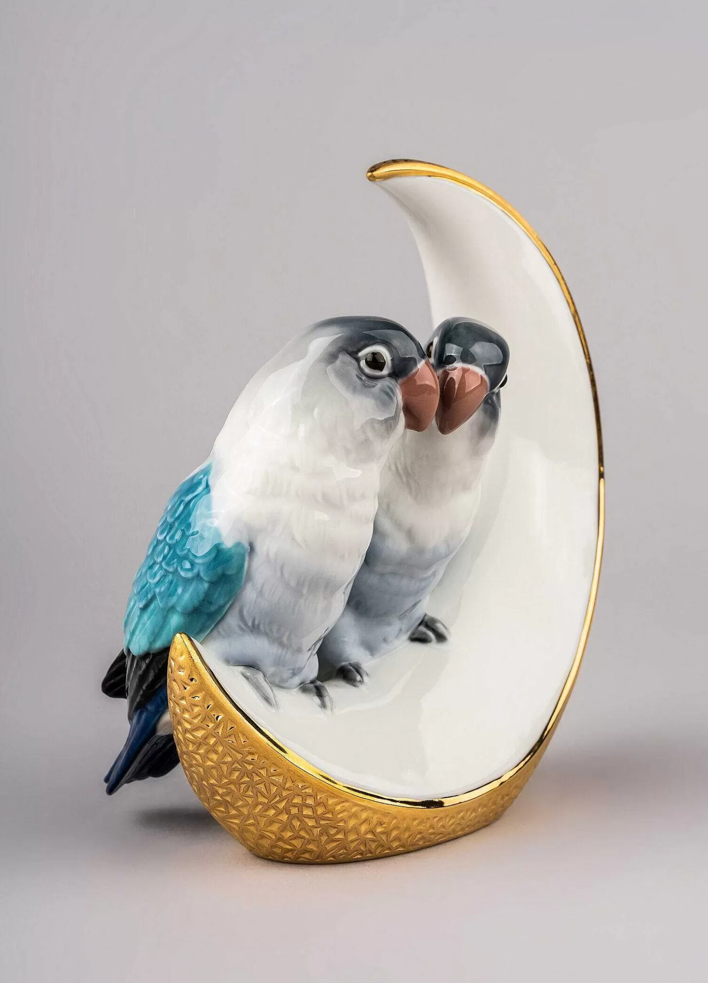Lladró Fly Me To The Moon Birds Figurine. Golden Lustre^ Love