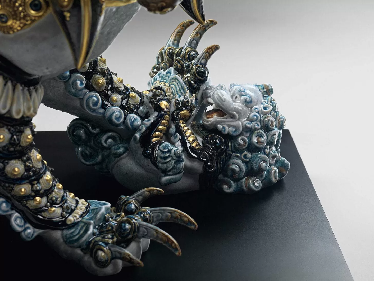 Lladró Guardian Lioness Sculpture. Blue. Limited Edition^ High Porcelain