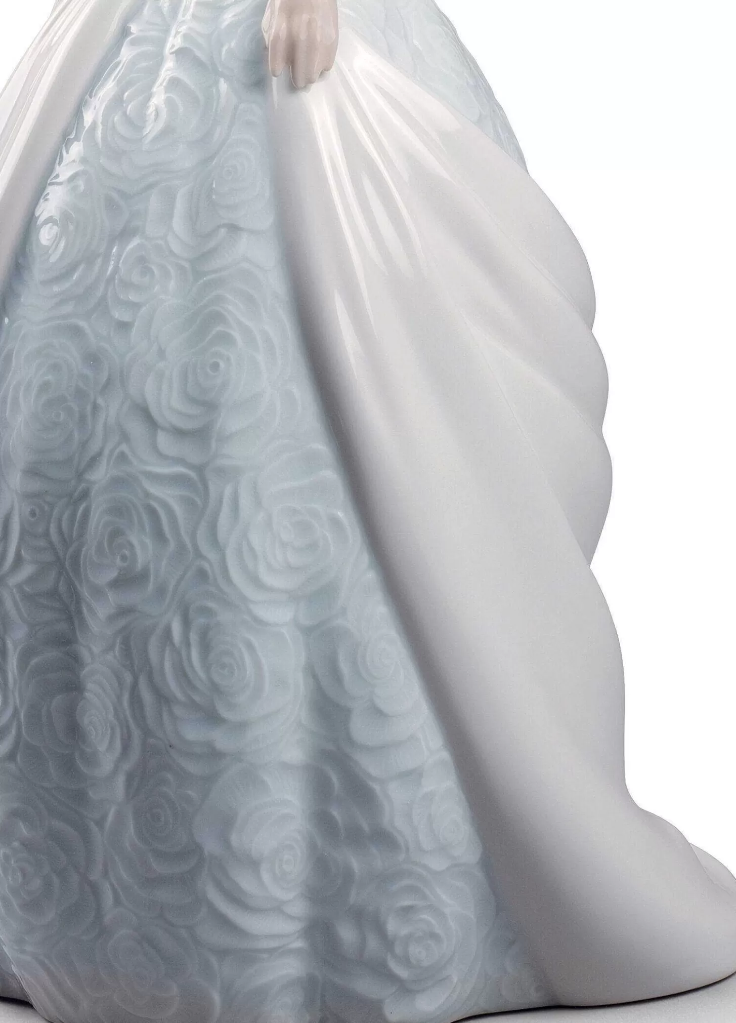 Lladró Her Special Day Bride Figurine^ Women