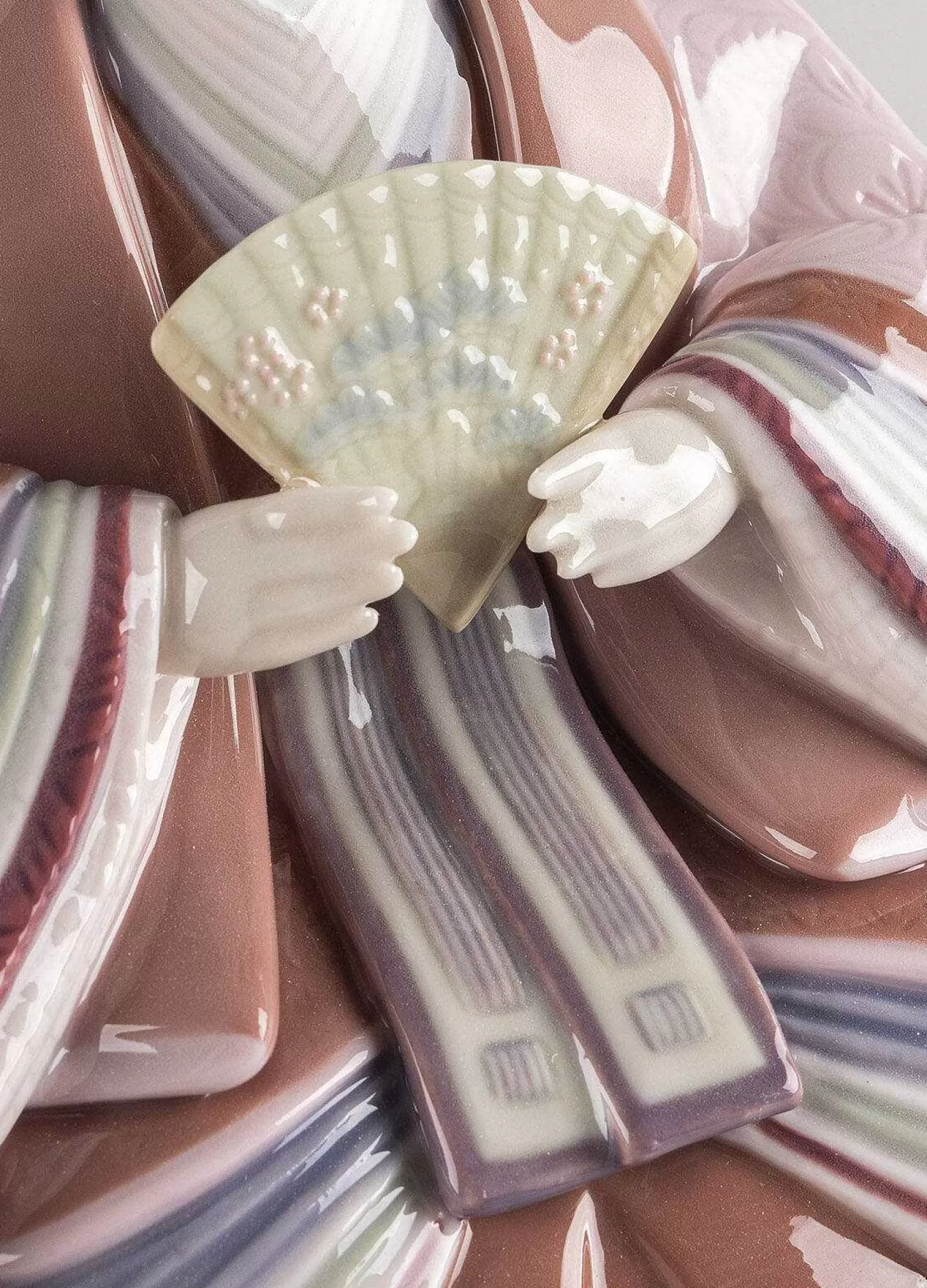 Lladró Hina Dolls Figurine. Beige & Pink^ High Porcelain