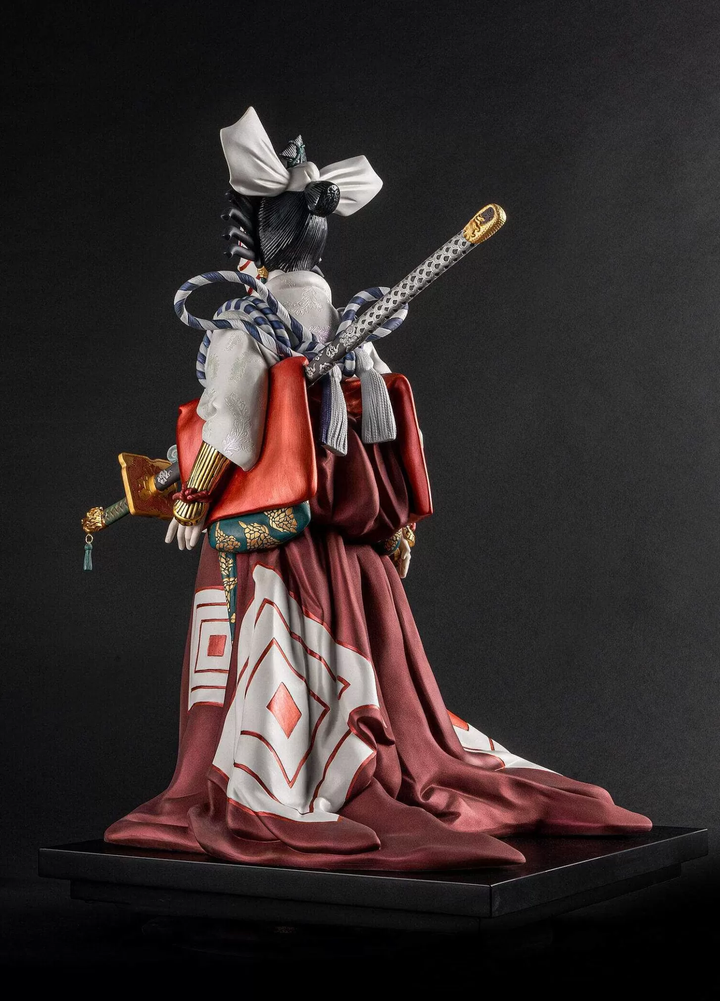 Lladró Japan-Kabuki Sculpture. Limited Edition^ High Porcelain