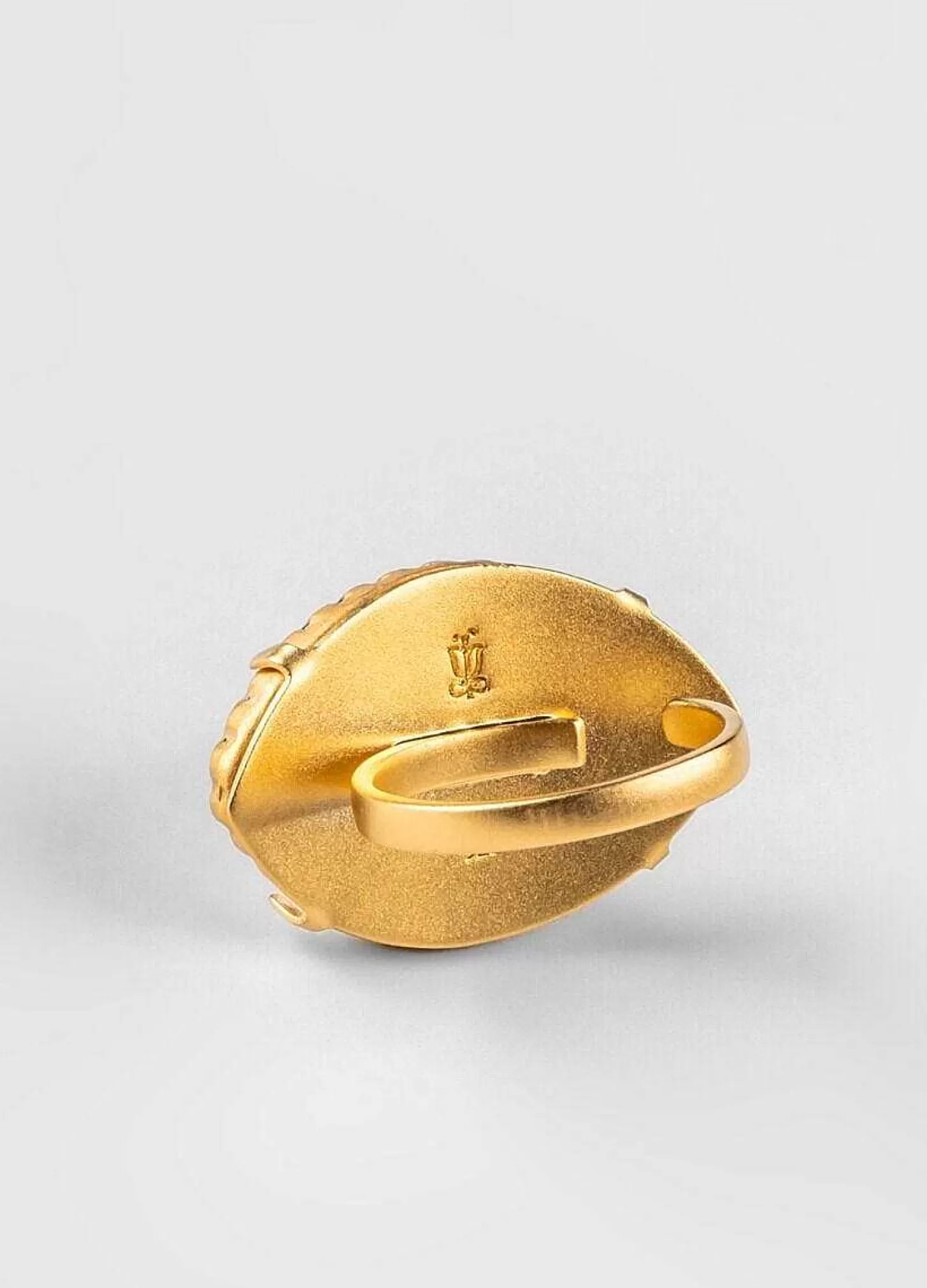 Lladró Kiss Ring^ Gifts