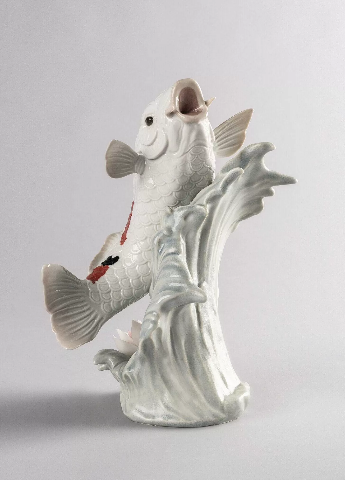 Lladró Koi Figurine^ Animals
