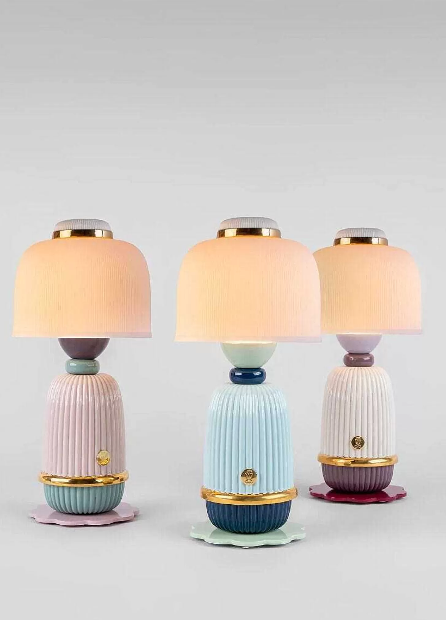 Lladró Kokeshi Lamp Set^ Light & Scent
