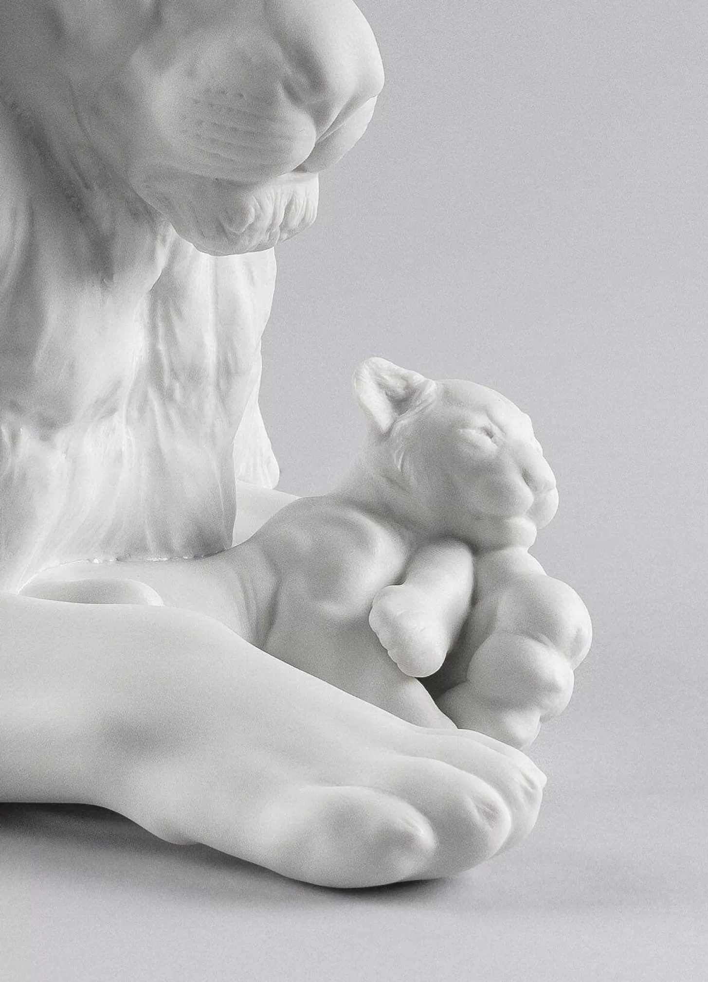 Lladró Lion With Cub Figurine^ Heritage