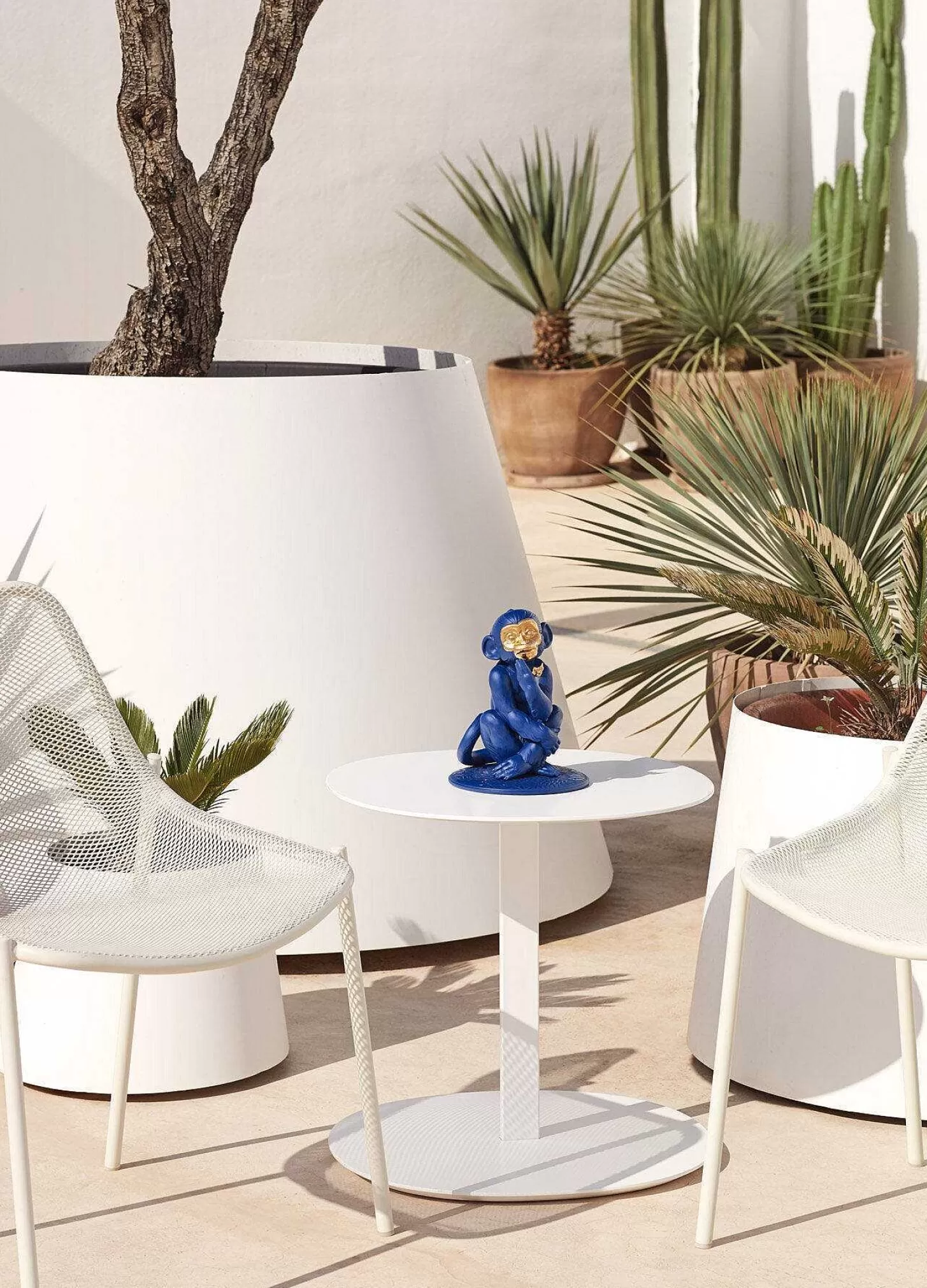 Lladró Little Monkey (Blue-Gold)^ Design