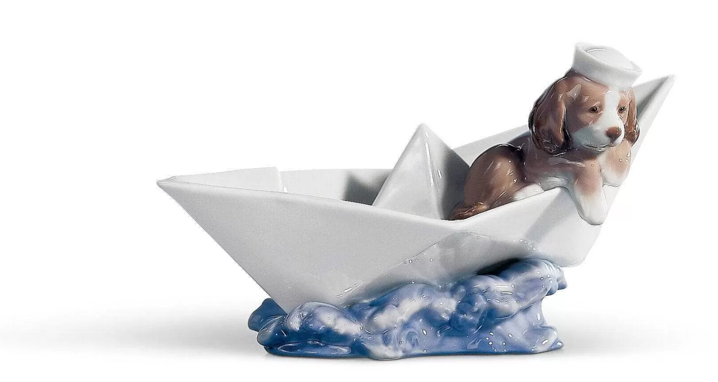 Lladró Little Stowaway Dog Figurine^ Animals