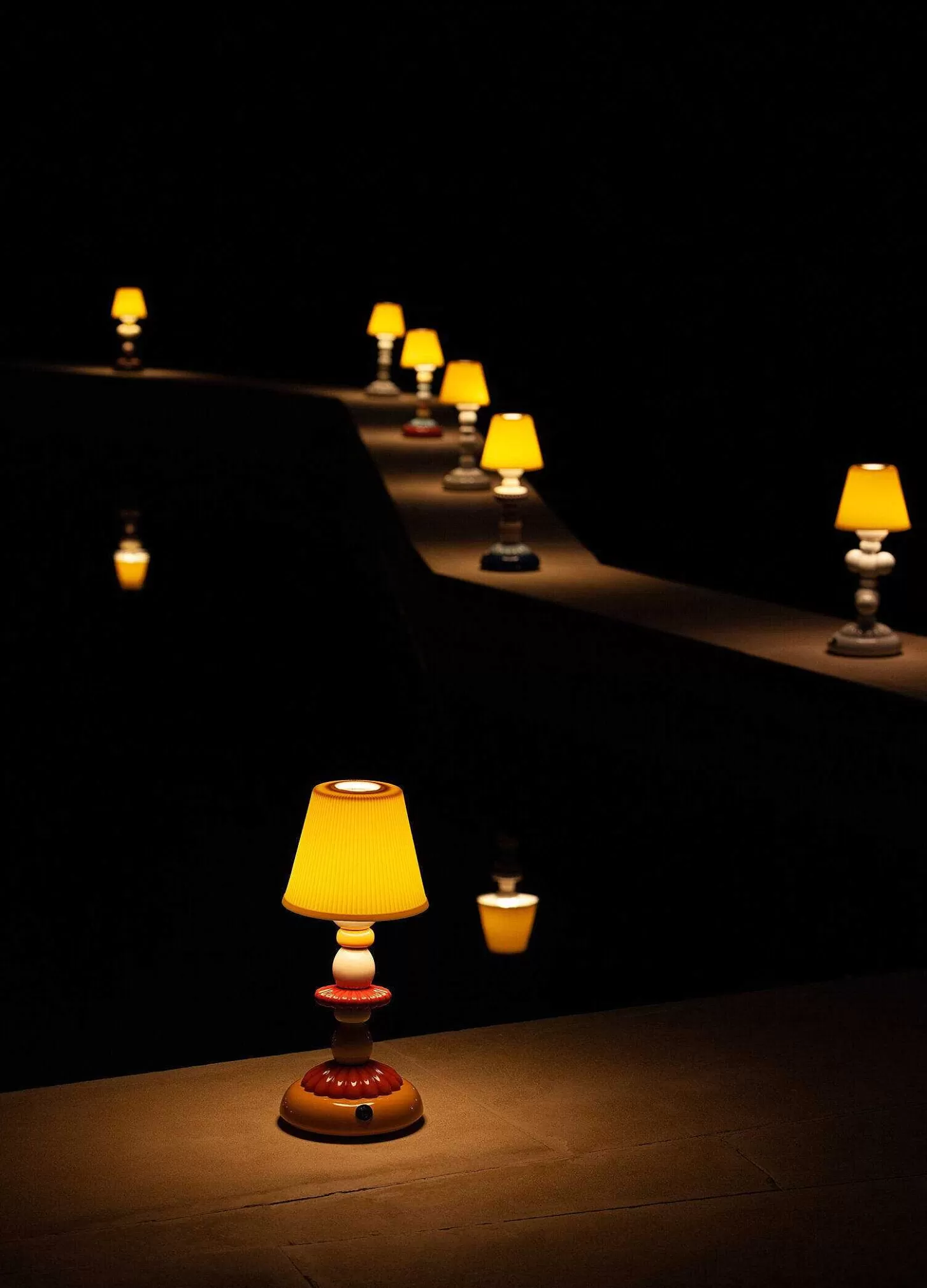 Lladró Lotus Firefly Table Lamp. Coral^ Light & Scent