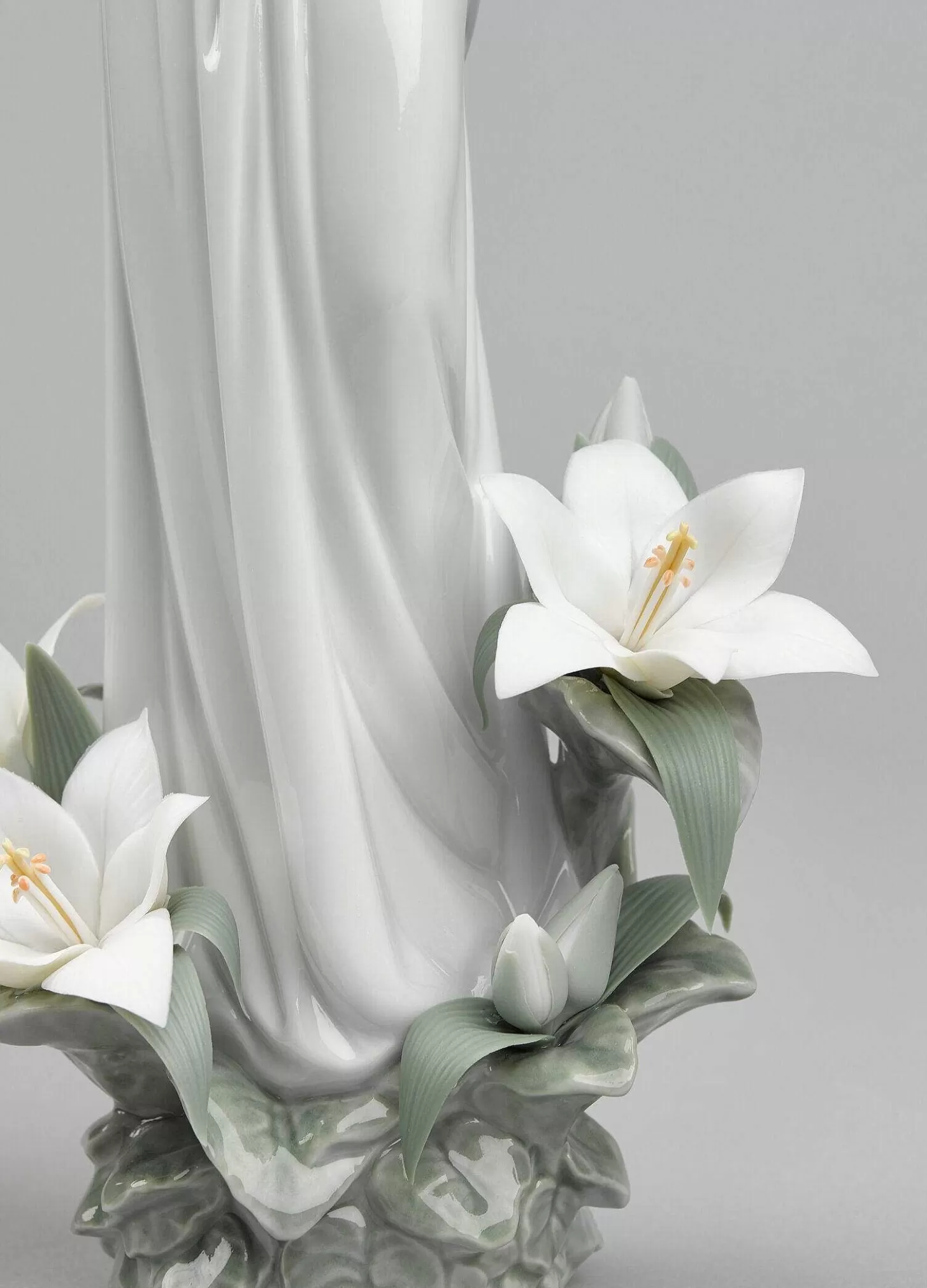 Lladró Madonna Of The Flowers Figurine^ Christianity