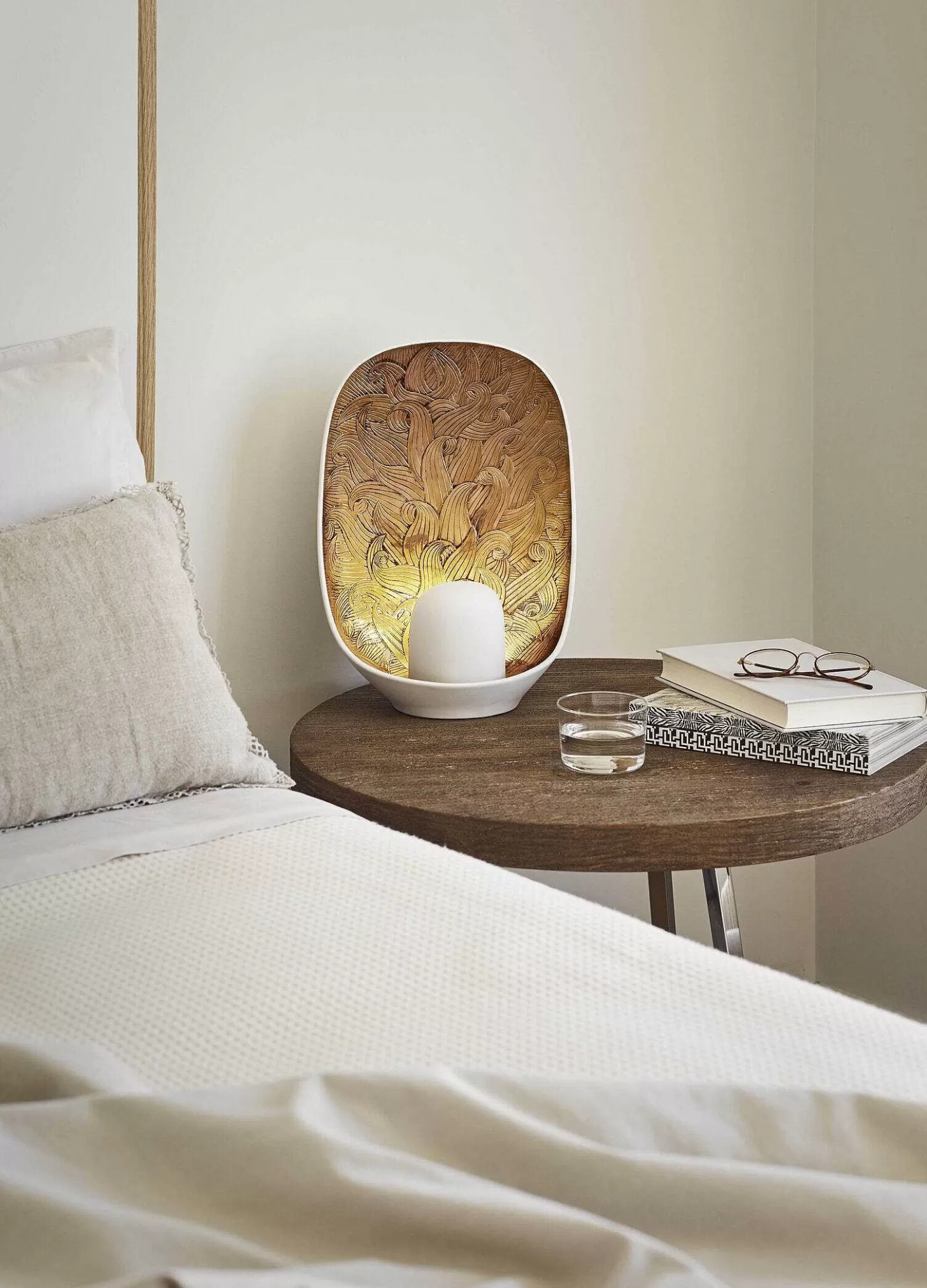 Lladró Mirage Table Lamp. (Us)^ Mirage