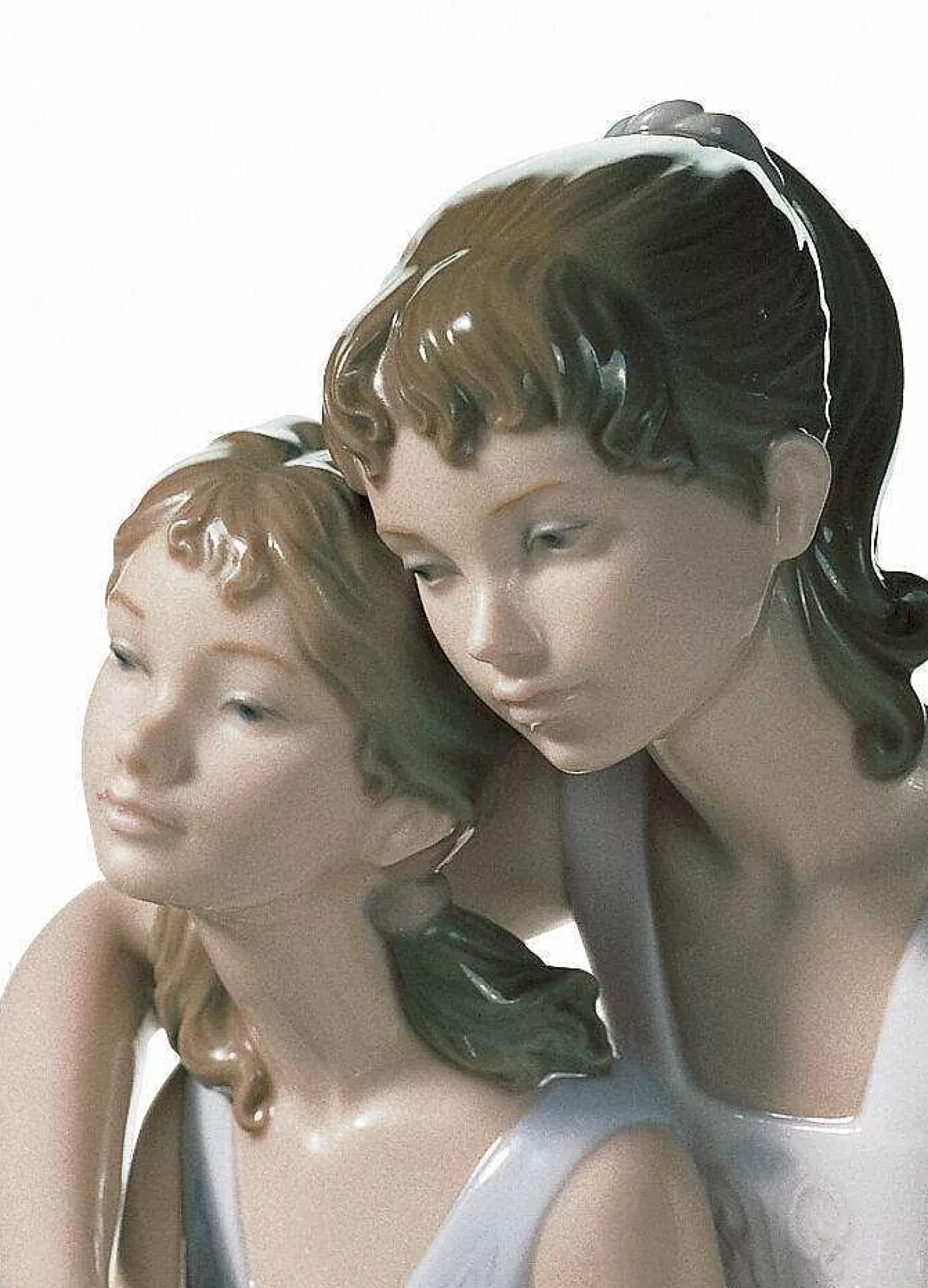 Lladró My Sister My Friend Figurine^ Heritage