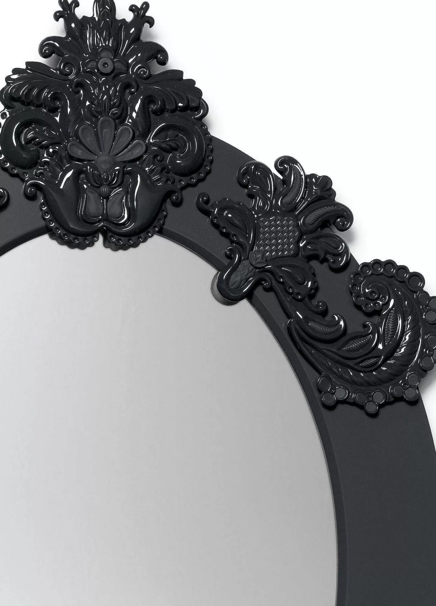 Lladró Oval Wall Mirror. Black. Limited Edition^ Mirrors