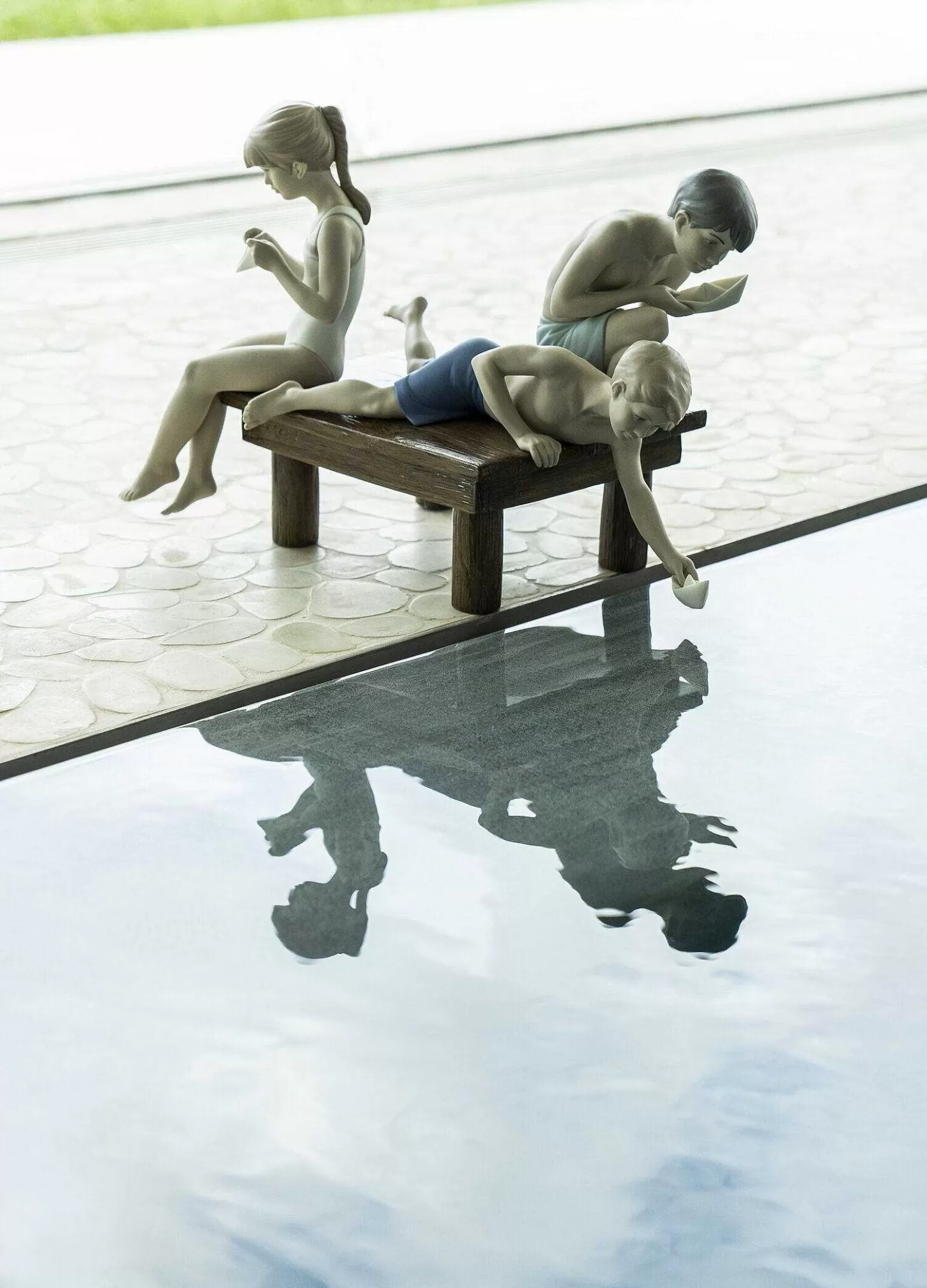Lladró Paper Boats Children Figurine^ Heritage