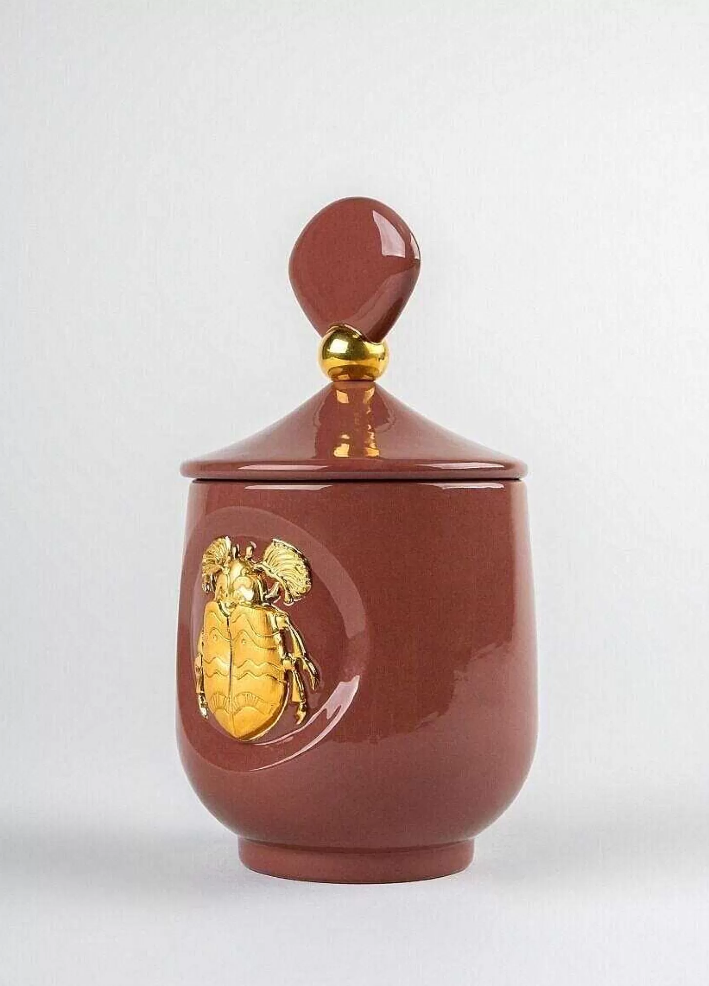 Lladró Scarab Candle Luxurious Animals. Moonlight Scent^ Light & Scent
