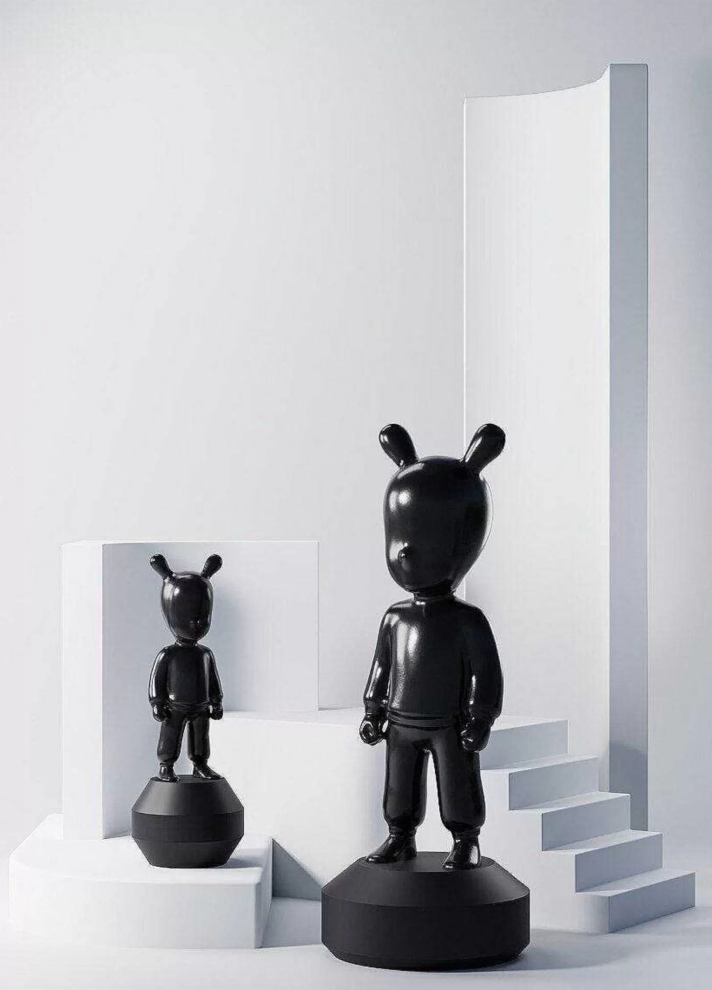 Lladró The Black Guest Figurine. Small Model.^ Gifts