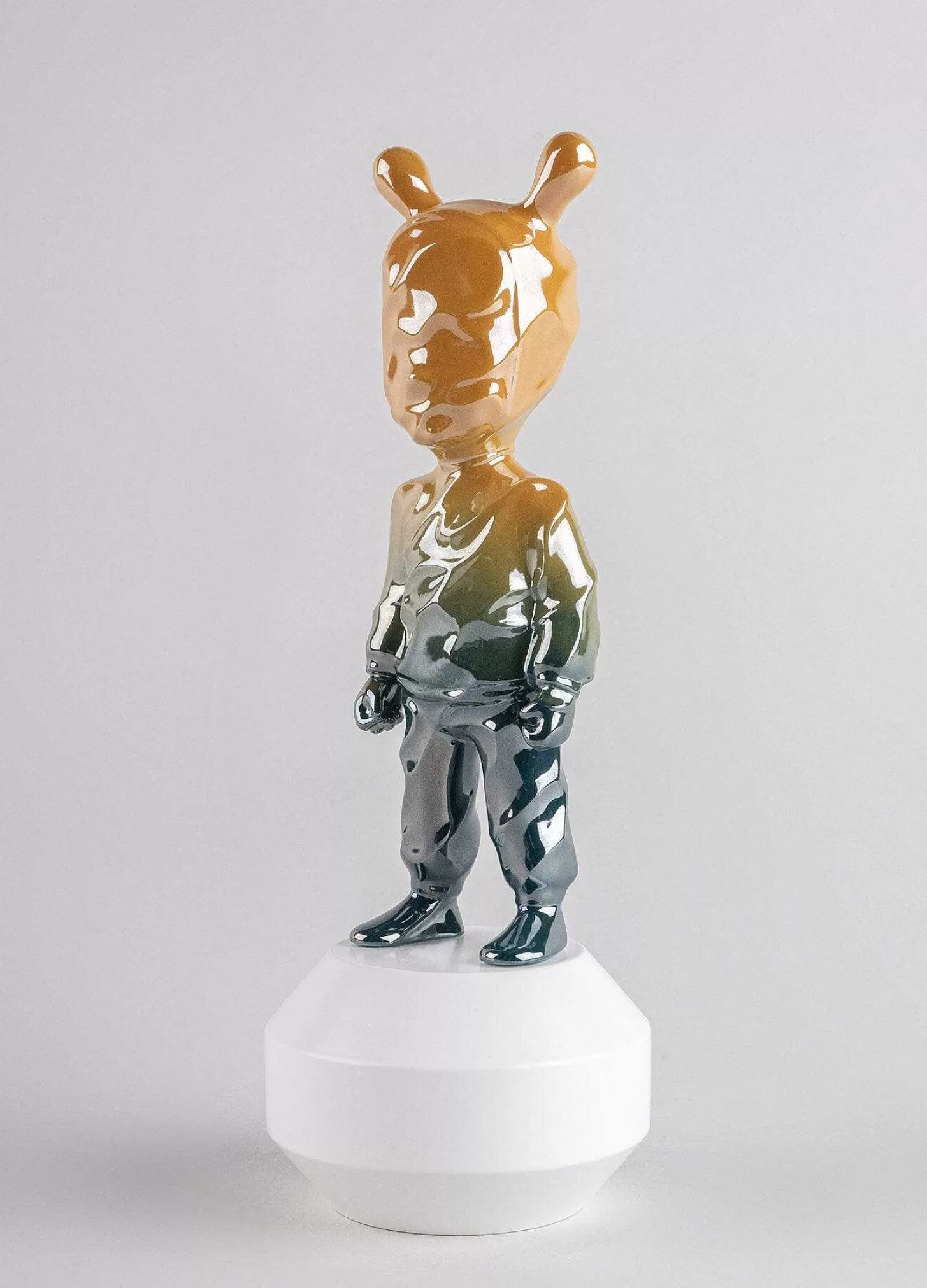 Lladró The Guest By Supakitch Figurine. Small Model. Numbered Edition^ Design