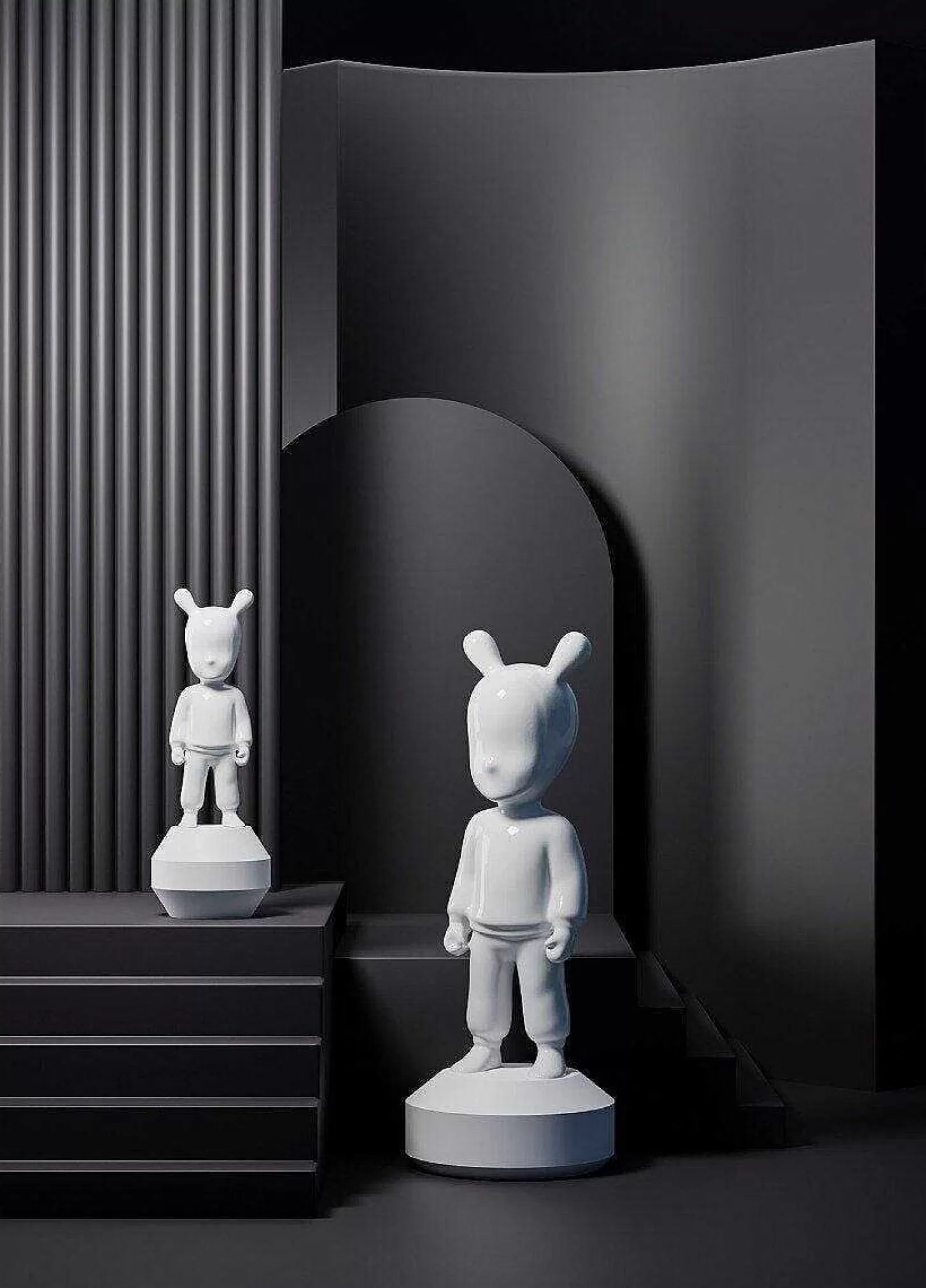 Lladró The White Guest Figurine. Small Model.^ Design