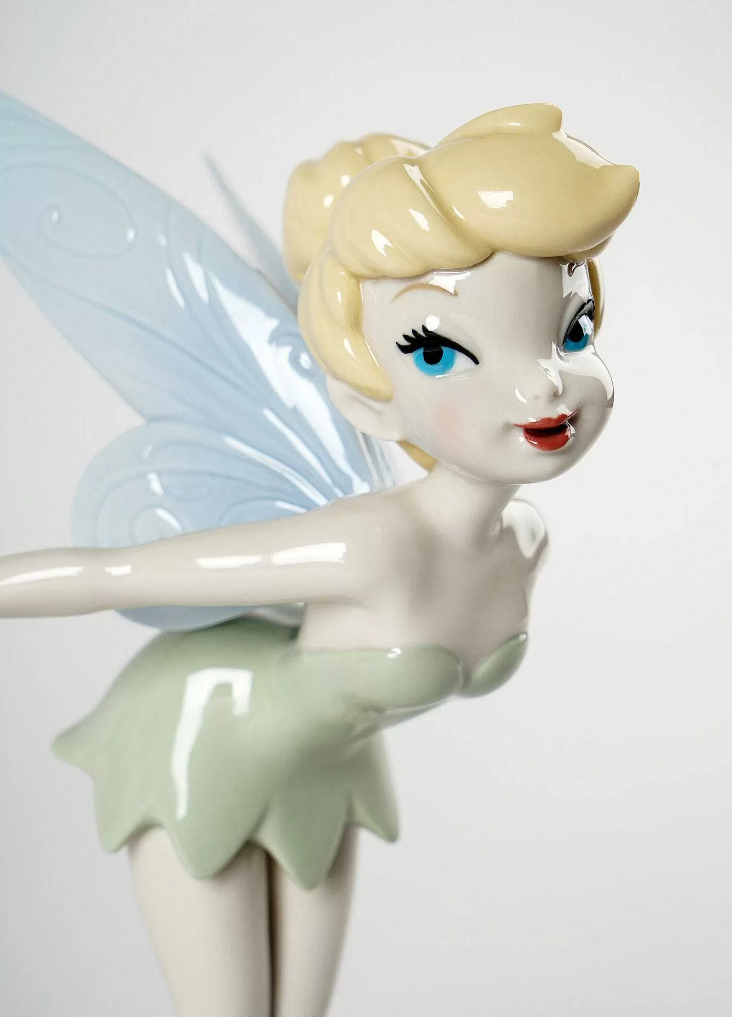 Lladró Tinker Bell Figurine^ Design