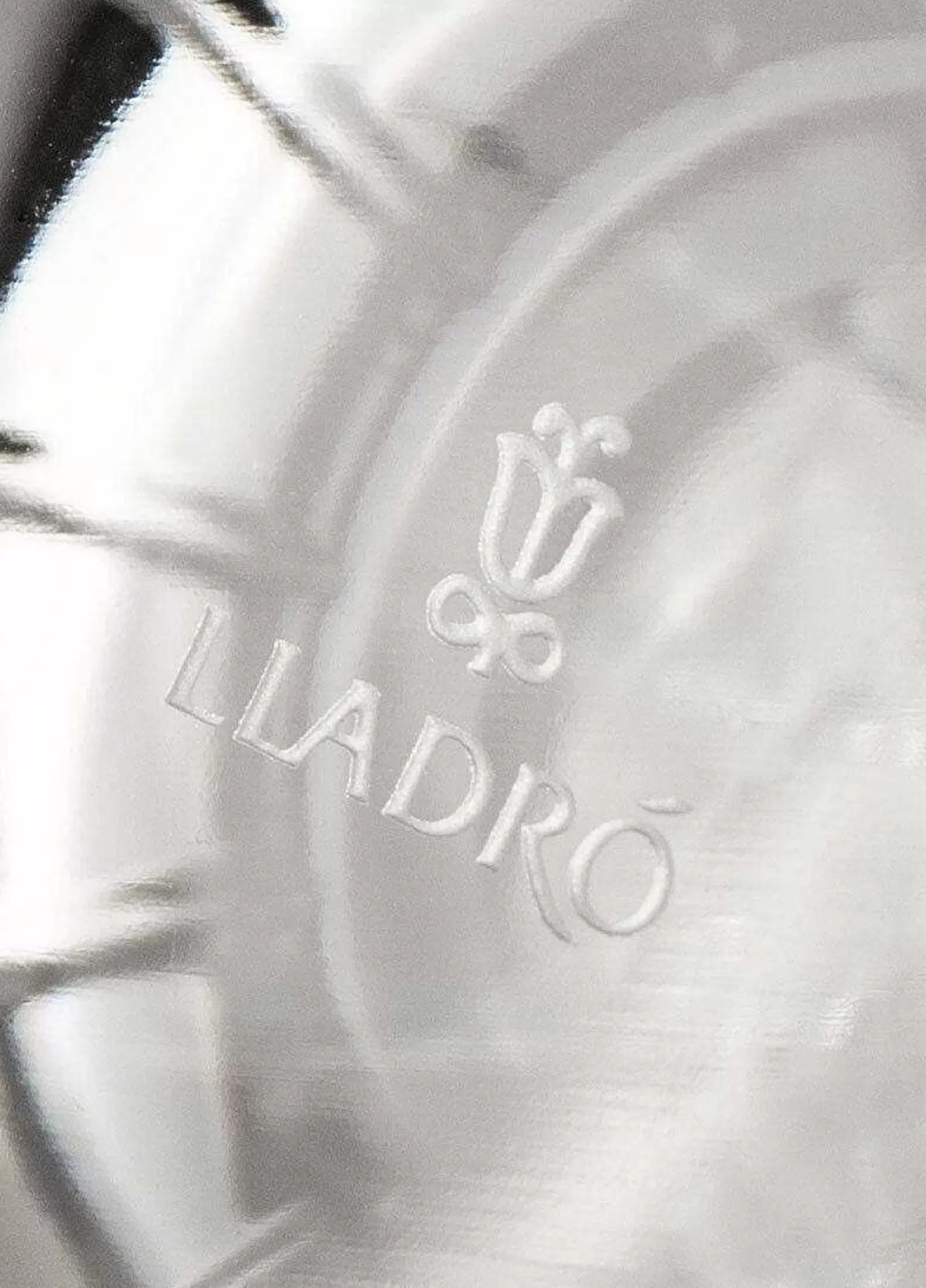 Lladró Toucan Ice Bucket. Golden Luster^ Gifts