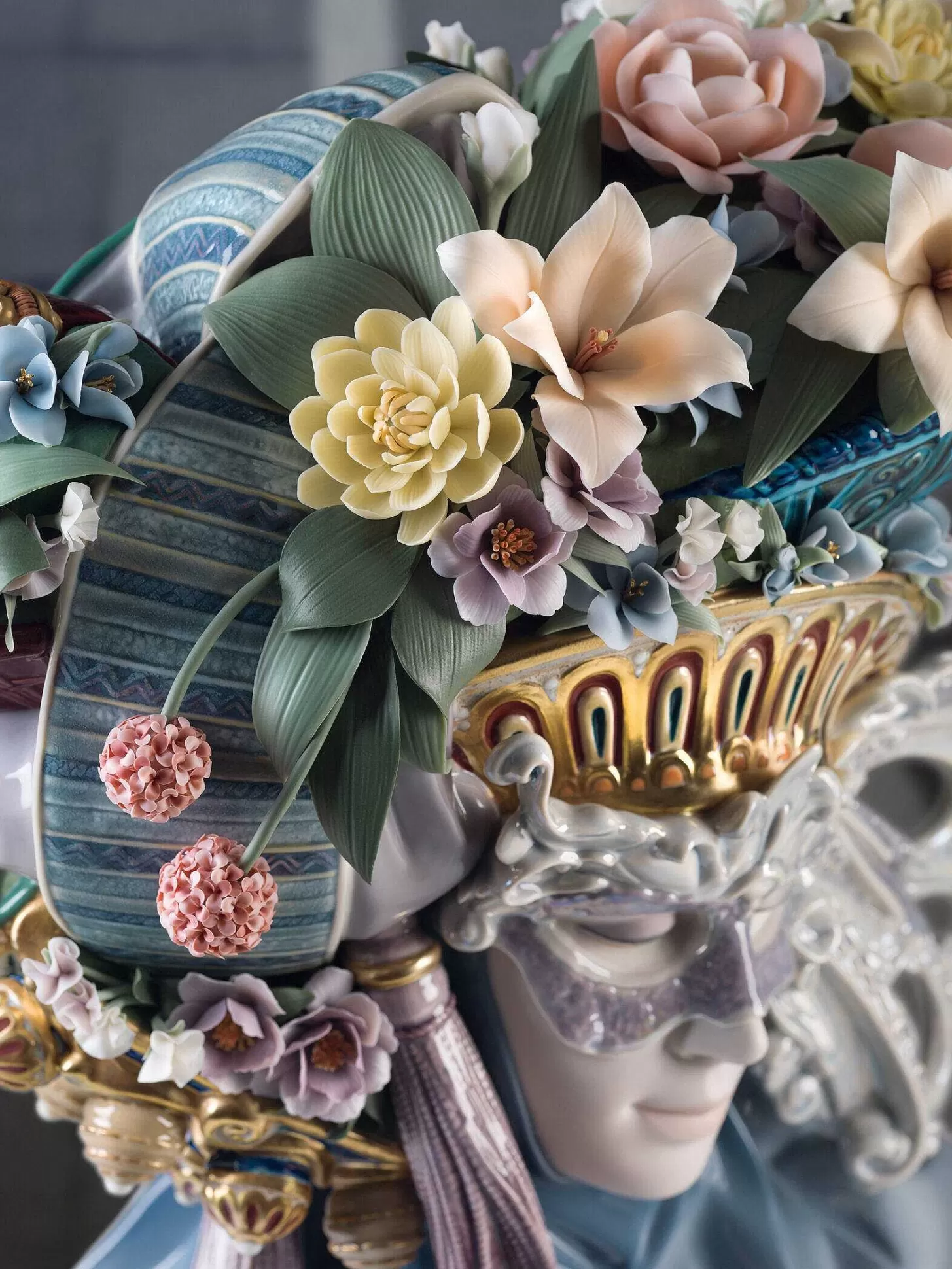 Lladró Venetian Fantasy Woman Sculpture. Limited Edition^ High Porcelain